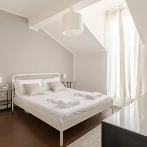 https://sky-view-flat-in-centre.italymilanhotels.net