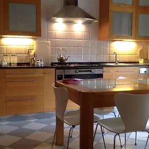 vasari-apartment.hotelinveneto.com/